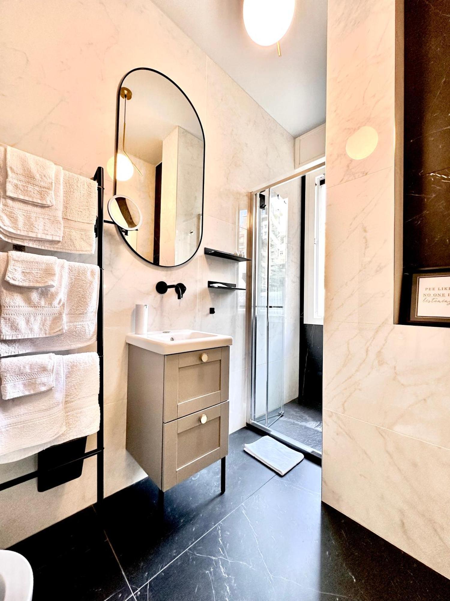 Casa Angelo In Porta Venezia, Duomo Apartment Milan Bagian luar foto